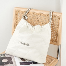 Chanel Shopping Bag